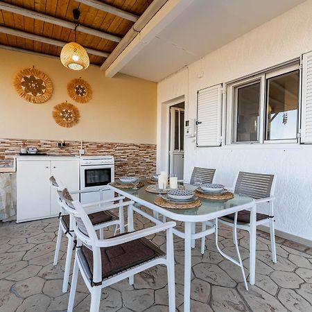 Aperanto Galazio Apartment Archangelos  Eksteriør billede
