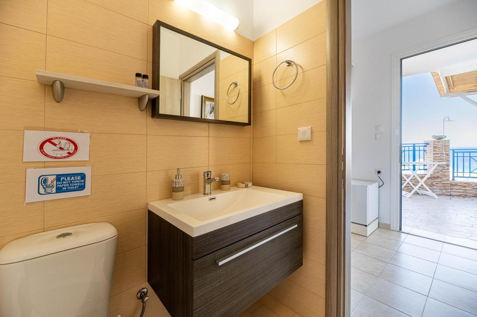Aperanto Galazio Apartment Archangelos  Eksteriør billede