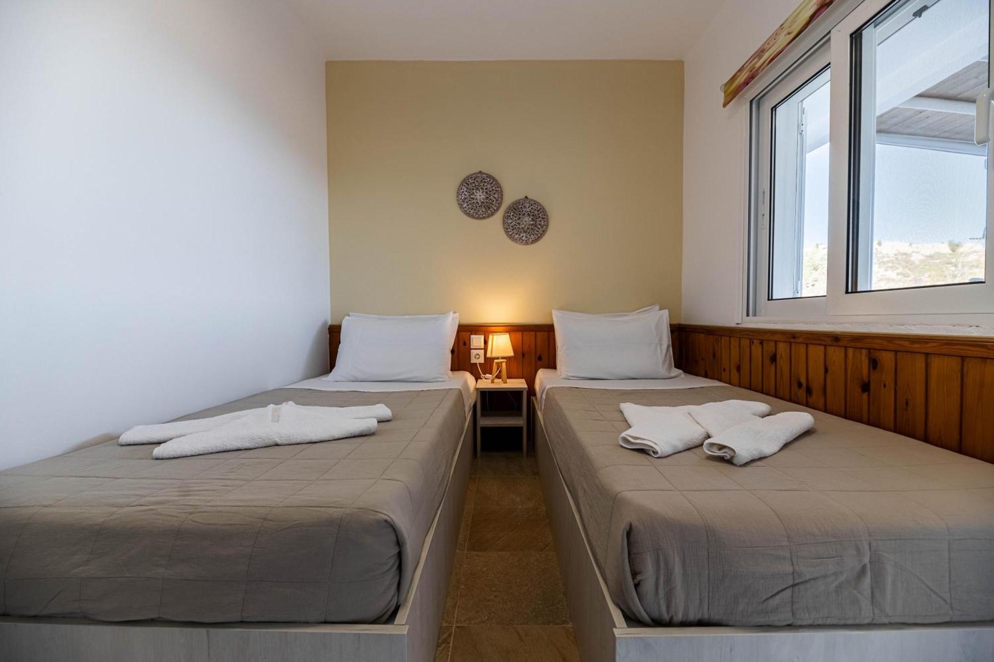Aperanto Galazio Apartment Archangelos  Eksteriør billede